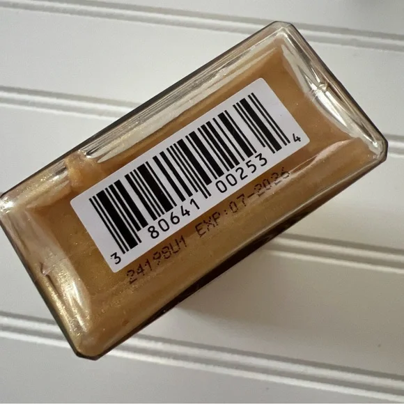 Vacation Shimmer Oil SPF 30 - Gold - Picture 4 of 4